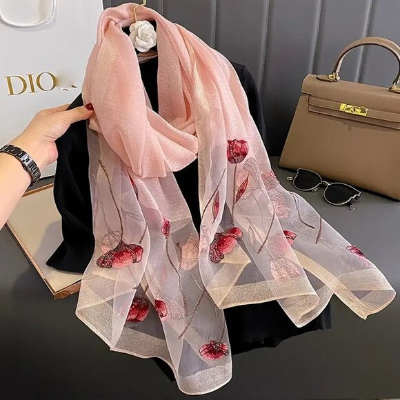 Elegant with a luxurious finish with embroidery, Versatile styling hijab, shawl - Picture 1 of 12